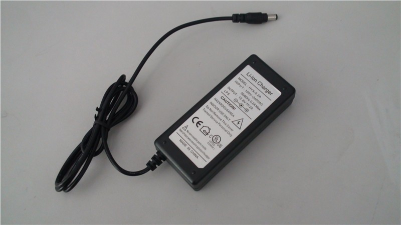 供应12.6V3A锂电池充电器